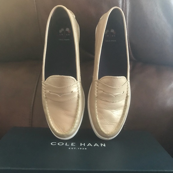 cole haan women's nantucket loafers